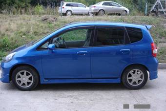 2003 Honda Fit Wallpapers