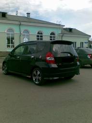 2003 Honda Fit Pictures