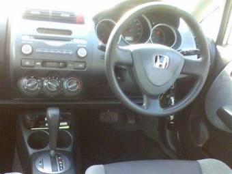 2003 Honda Fit Photos