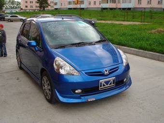 2003 Honda Fit Photos
