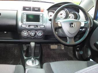 2003 Honda Fit Images