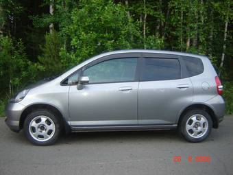 2003 Honda Fit Photos