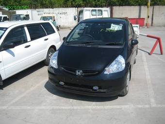 2003 Honda Fit Pictures