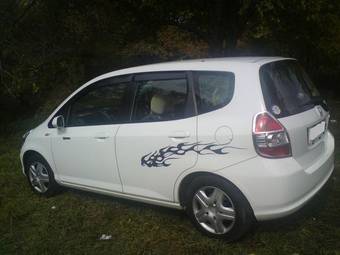 2003 Honda Fit Photos