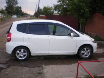 2003 Honda Fit Photos