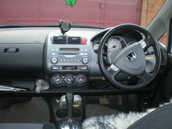 2003 Honda Fit Wallpapers
