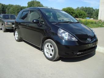 2003 Honda Fit Pics