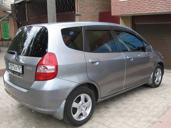 2003 Honda Fit Photos