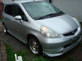 2003 Honda Fit Pics