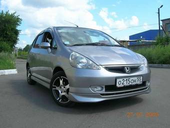 2003 Honda Fit Photos