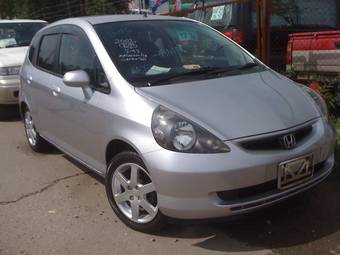 2003 Honda Fit Photos