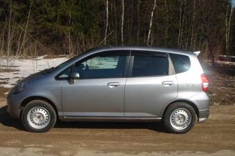 2003 Honda Fit Photos