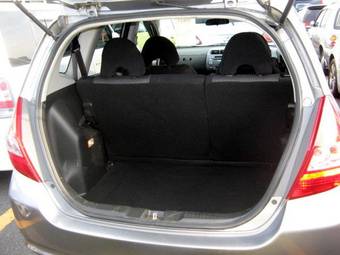 2003 Honda Fit Photos