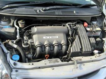 2003 Honda Fit Photos