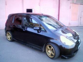 2003 Honda Fit Pictures