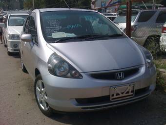 2003 Honda Fit Pictures