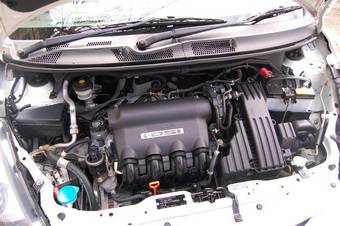 2003 Honda Fit Photos