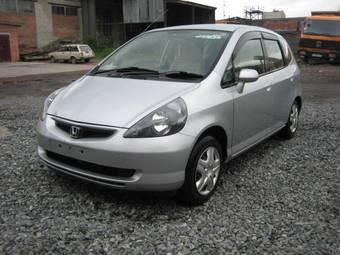 2003 Honda Fit Photos