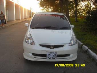 2003 Honda Fit Photos