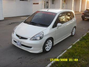 2003 Honda Fit Photos