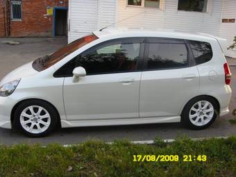 2003 Honda Fit Pictures