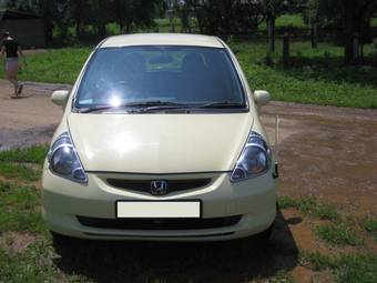 2003 Honda Fit Pictures