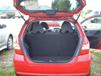 2003 Honda Fit Photos