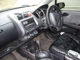 2003 Honda Fit Pictures