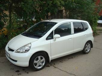 2003 Honda Fit Photos