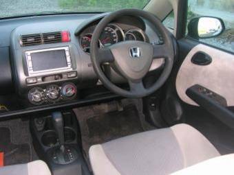 2003 Honda Fit Pictures