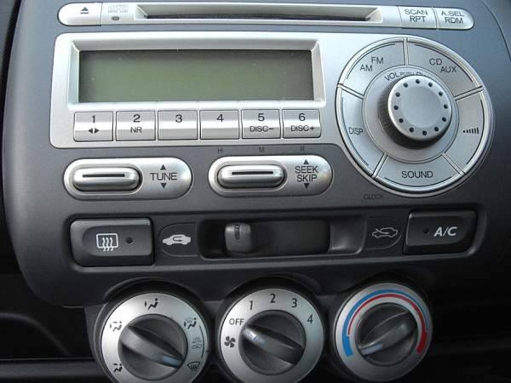 2004 Honda Fit