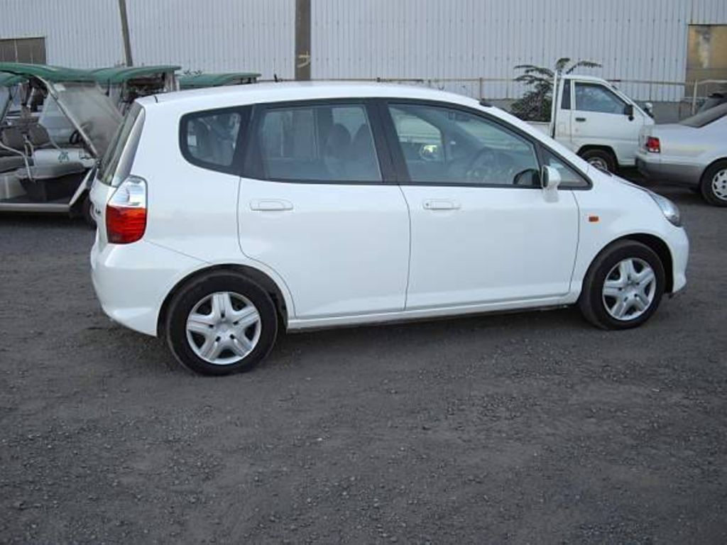 2004 Honda Fit