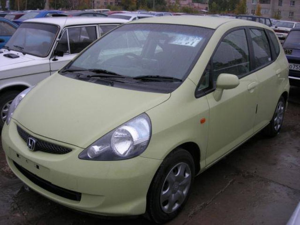 2004 Honda Fit