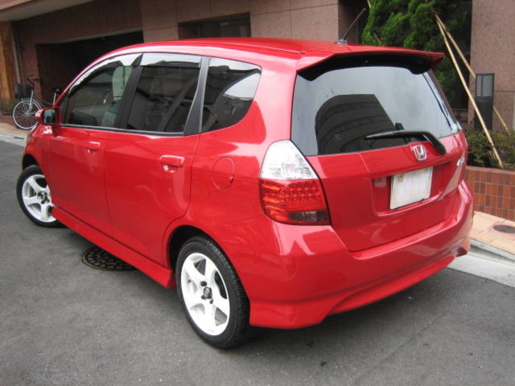 2004 Honda Fit