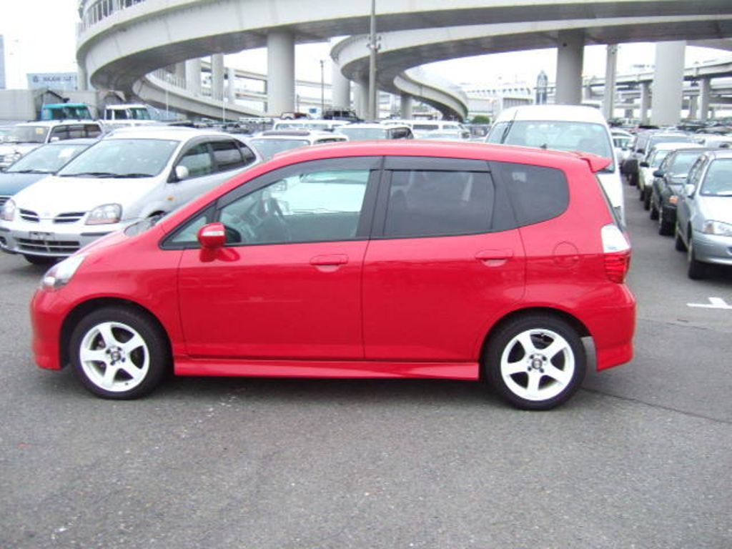 2004 Honda Fit