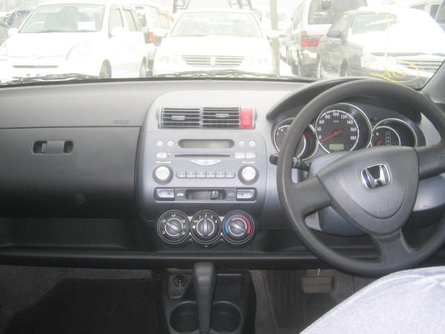 2004 Honda Fit