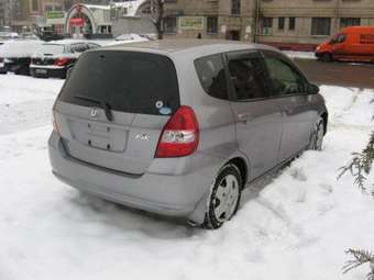 2004 Fit