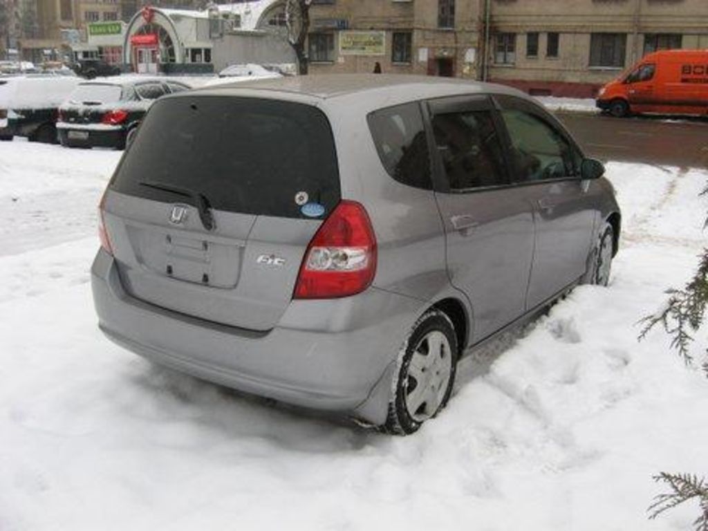 2004 Honda Fit