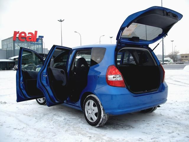 2004 Honda Fit