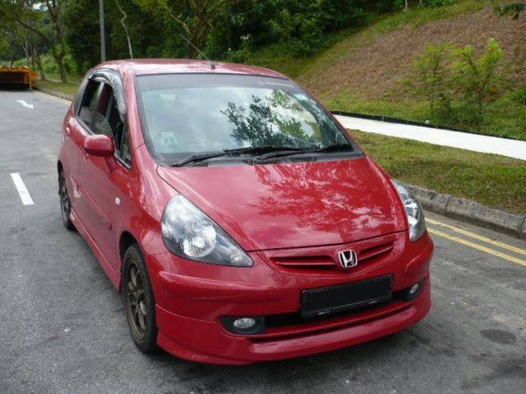 2004 Honda Fit