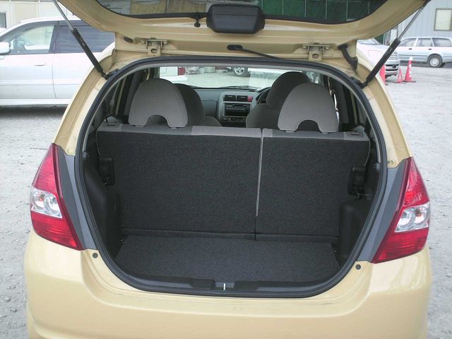 2004 Honda Fit