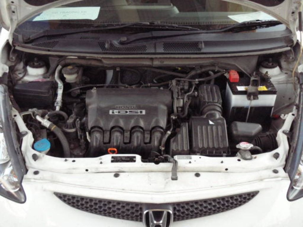 2004 Honda Fit