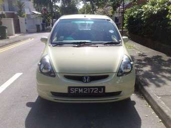 2004 Honda Fit