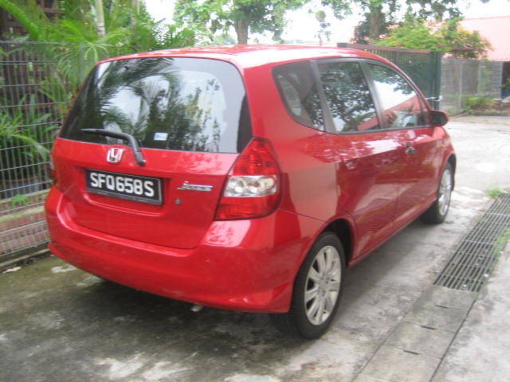 2004 Honda Fit