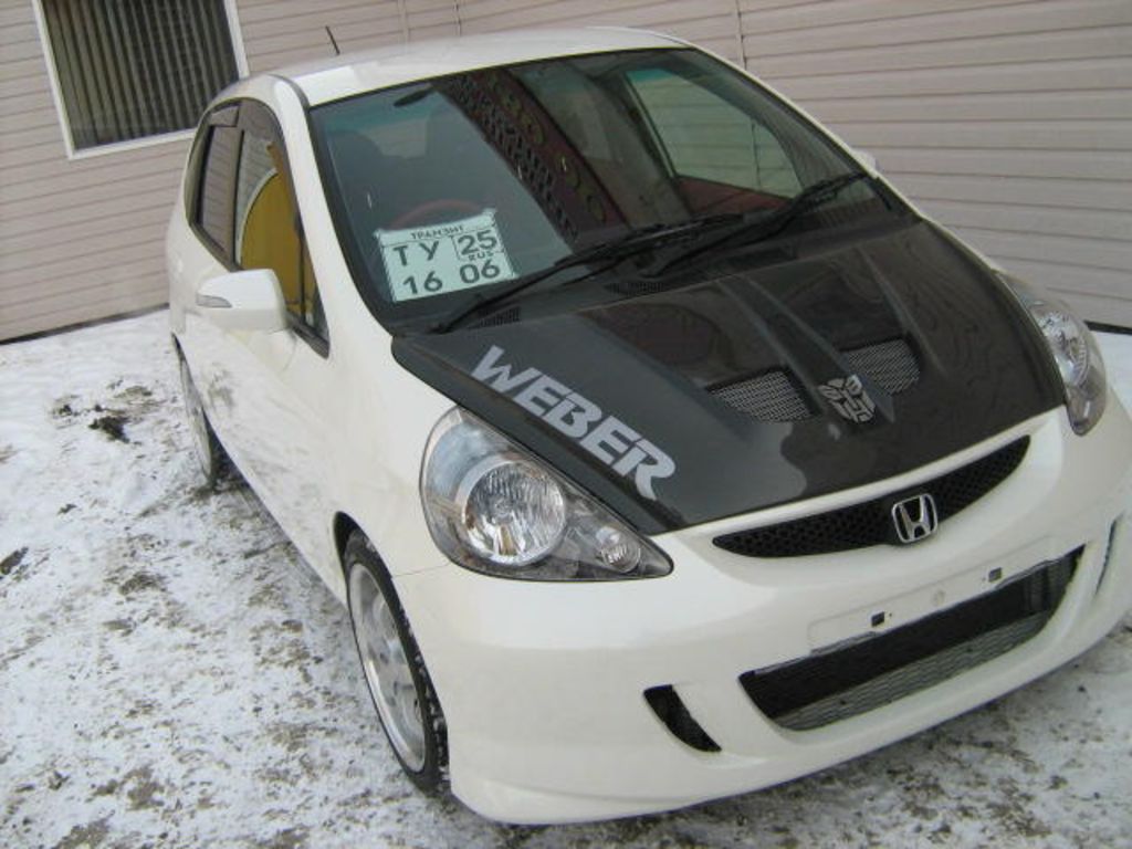 2004 Honda Fit