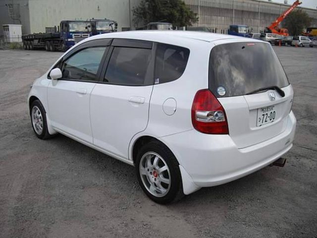 2004 Honda Fit