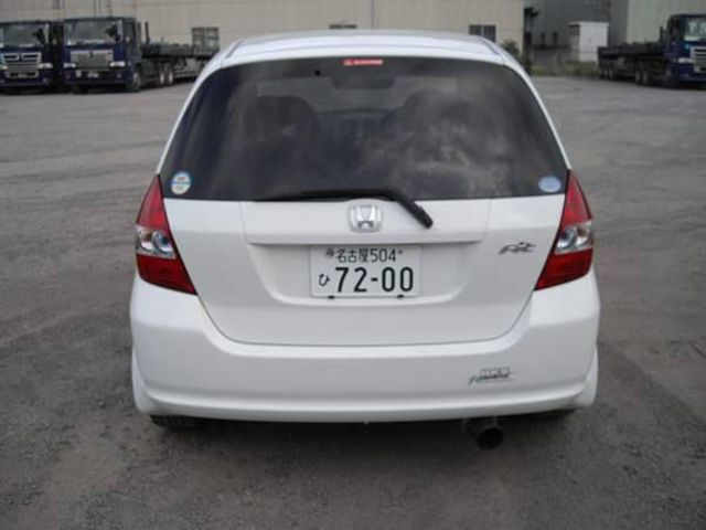 2004 Honda Fit