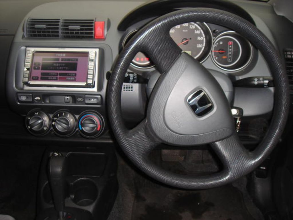 2004 Honda Fit