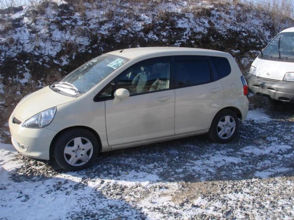 2004 Honda Fit