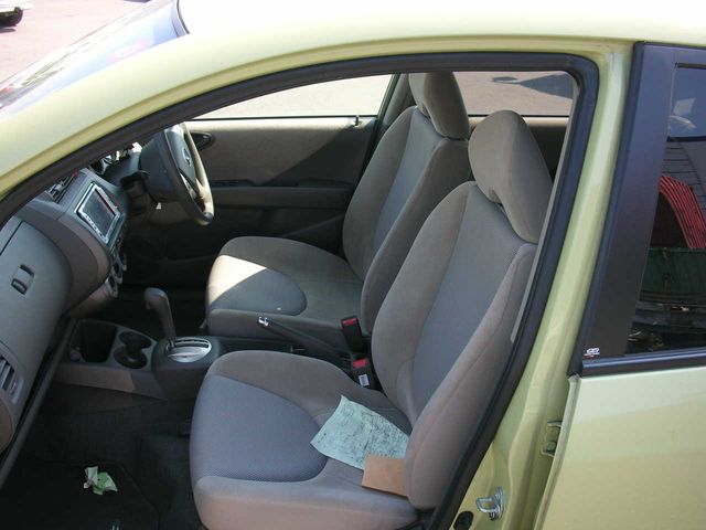 2004 Honda Fit